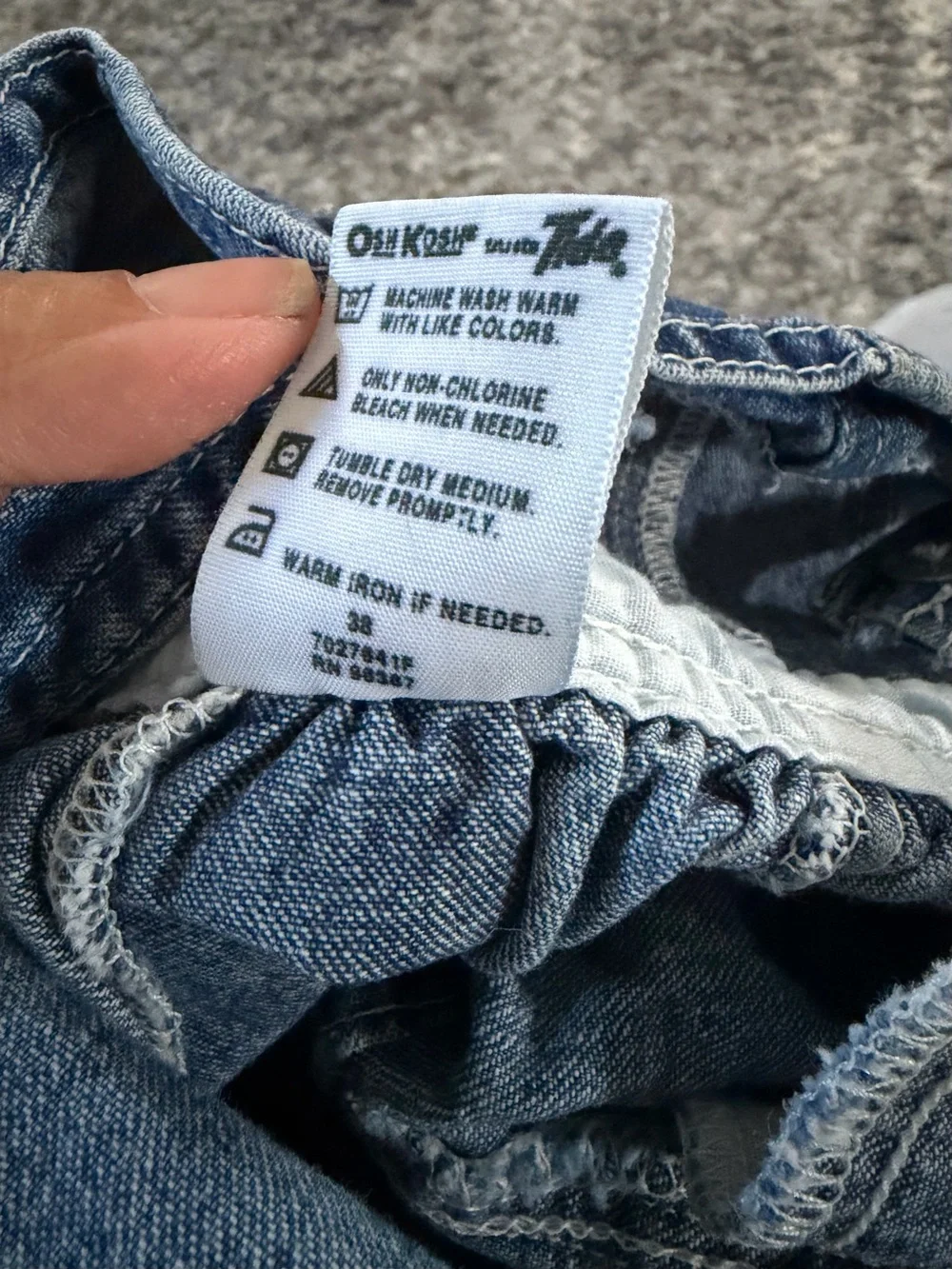 Oshkosh B'Gosh Vestbak Overalls Shortalls Girls size 18 mos Blue Denim